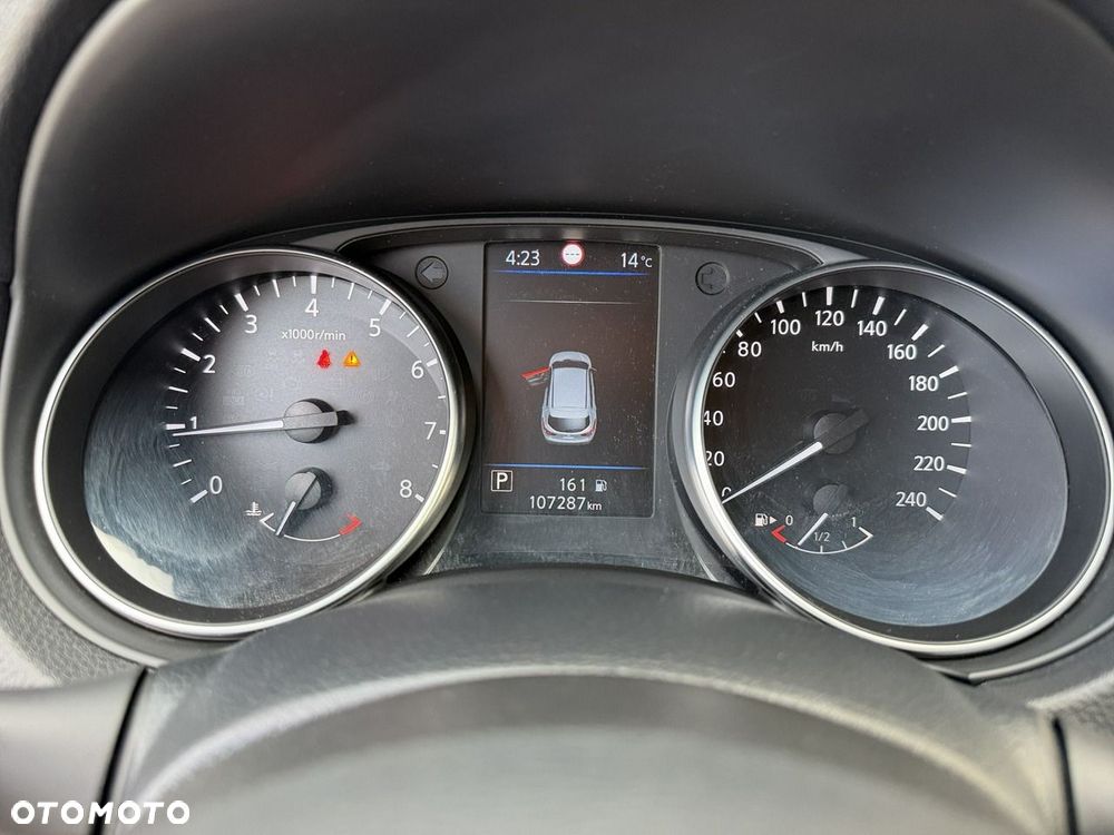 Nissan Qashqai - 17