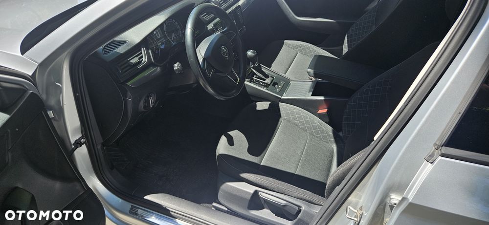 Skoda Superb 2.0 TDI Ambition DSG7 - 28