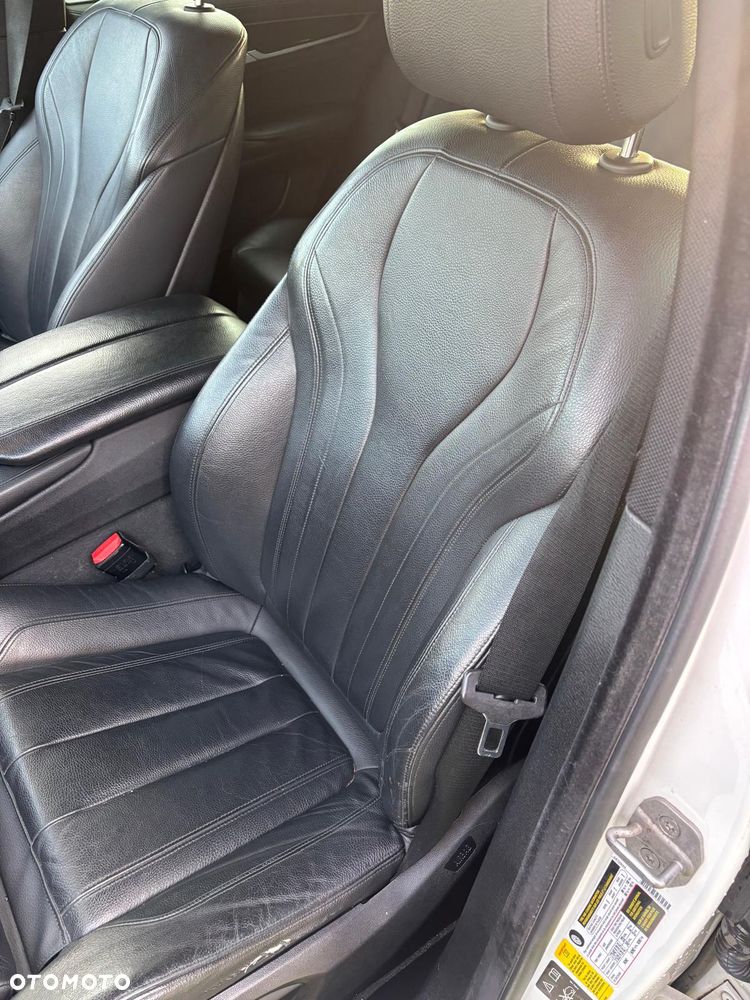 BMW X6 xDrive35i - 12