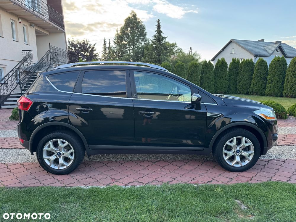 Ford Kuga 2.0 TDCi 4x4 Titanium - 12