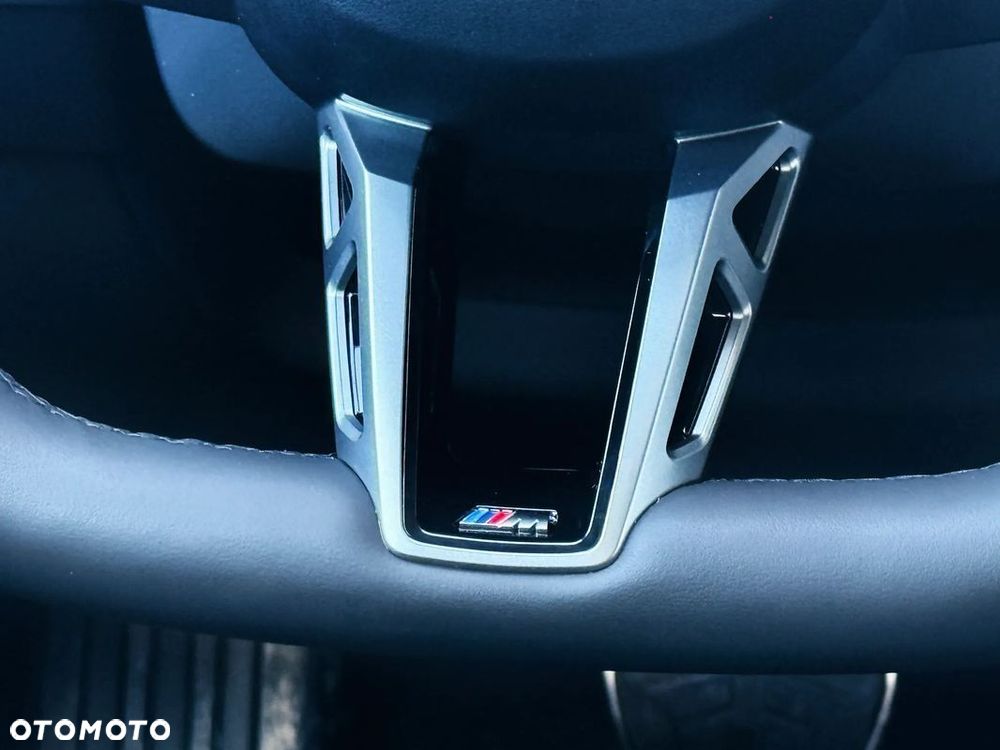 BMW Seria 5 520i mHEV - 22