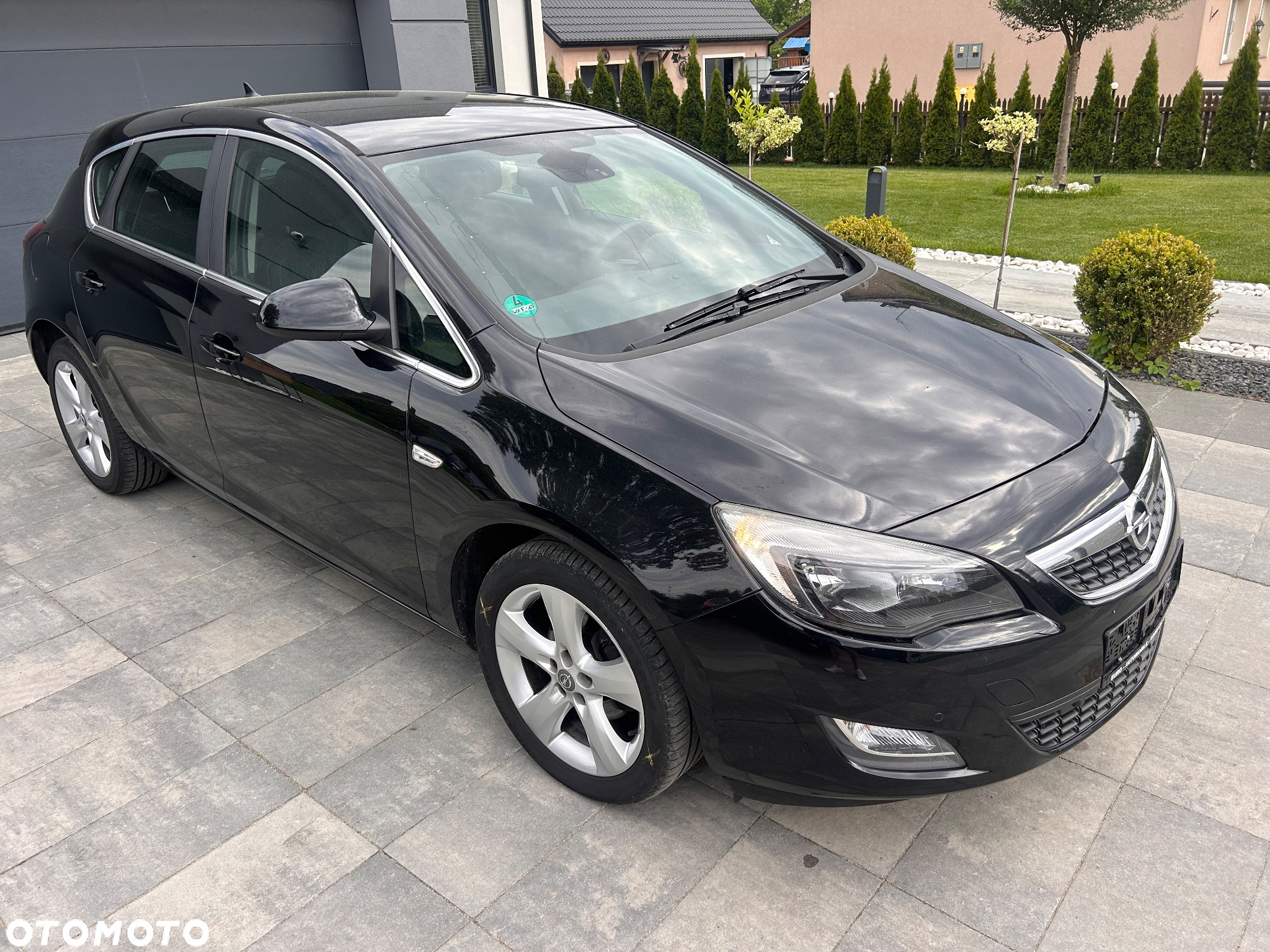 Opel Astra 1.6 Automatik Design Edition - 3