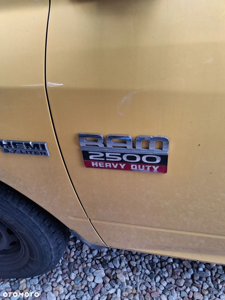 Dodge RAM - 3