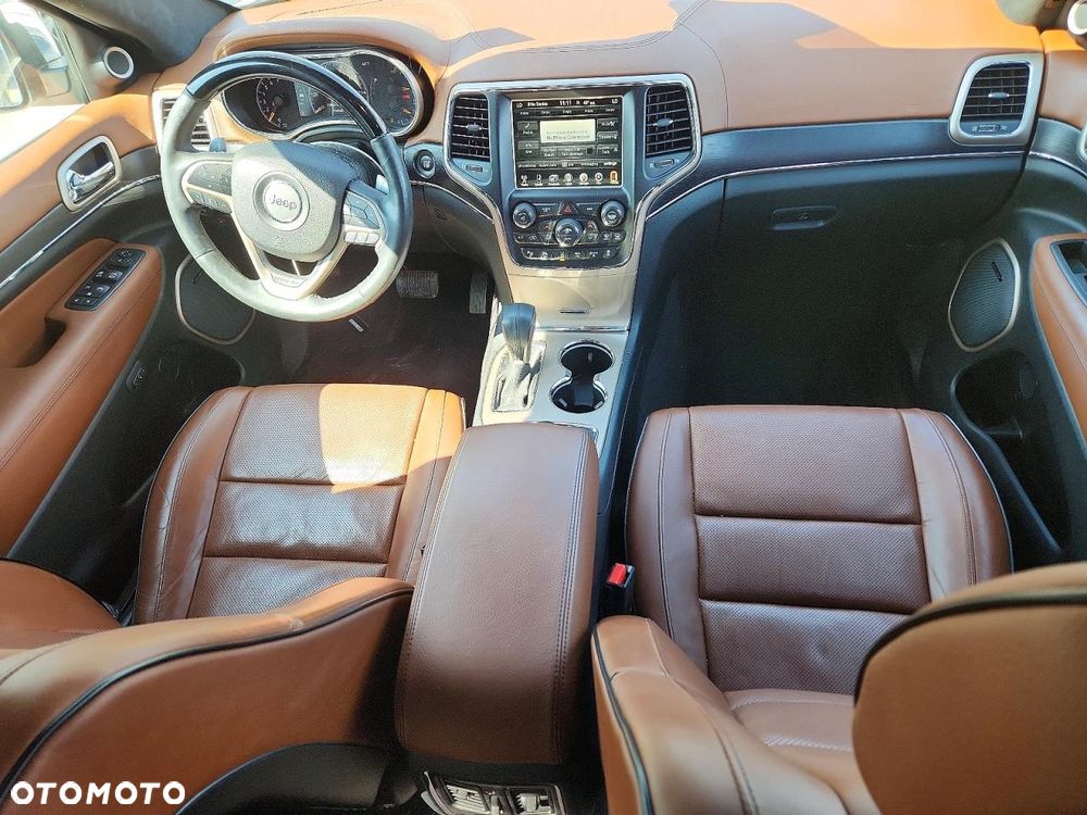 Jeep Grand Cherokee - 8