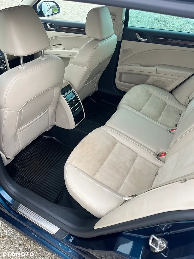 Skoda Superb 2.0 TDI 4x4 Platinum Outdoor DSG - 11