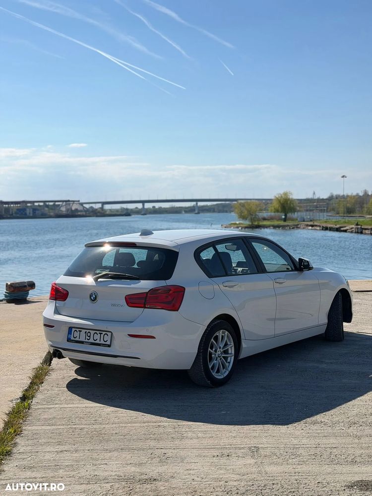 BMW Seria 1 120d Aut. Sport Line - 4