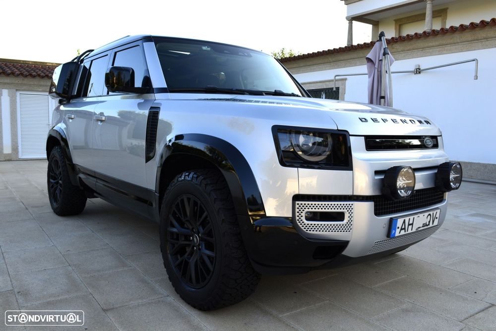 Land Rover Defender 3.0 I6 130 AWD X-Dynamic HSE - 39
