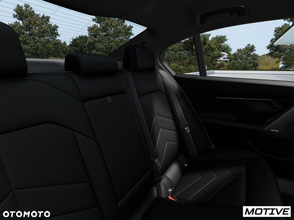 BMW Seria 5 520d xDrive mHEV M Sport - 16