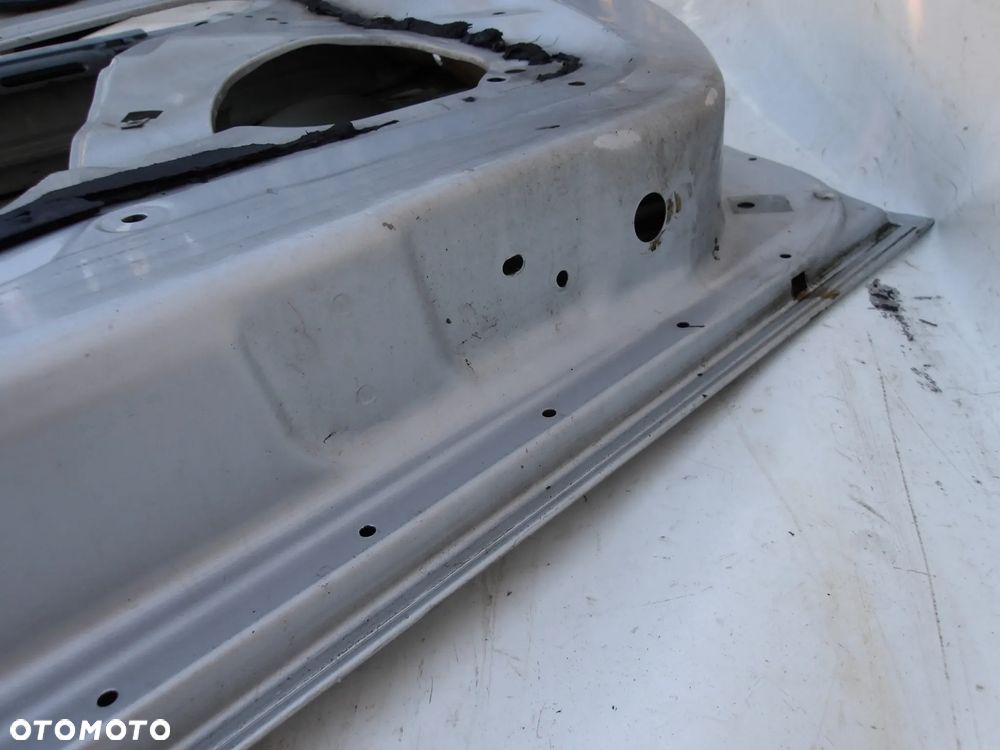 DRZWI PRAWE BMW E82 E88 TITANSILBER W303 F-VAT - 10