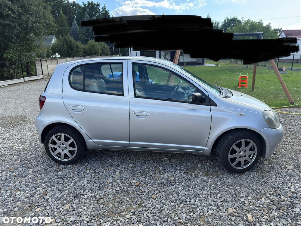 Toyota Yaris - 2