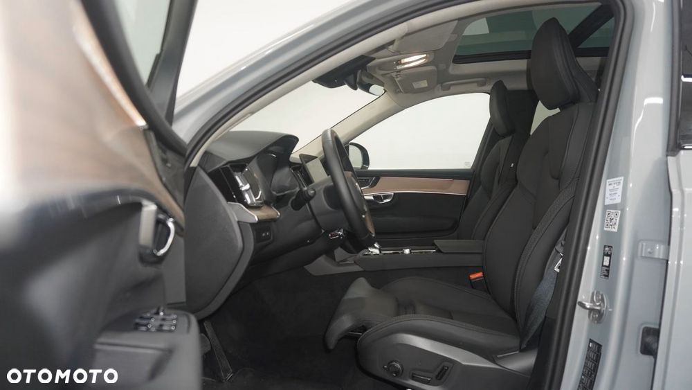 Volvo XC 90 T8 AWD Recharge Plus Dark - 33