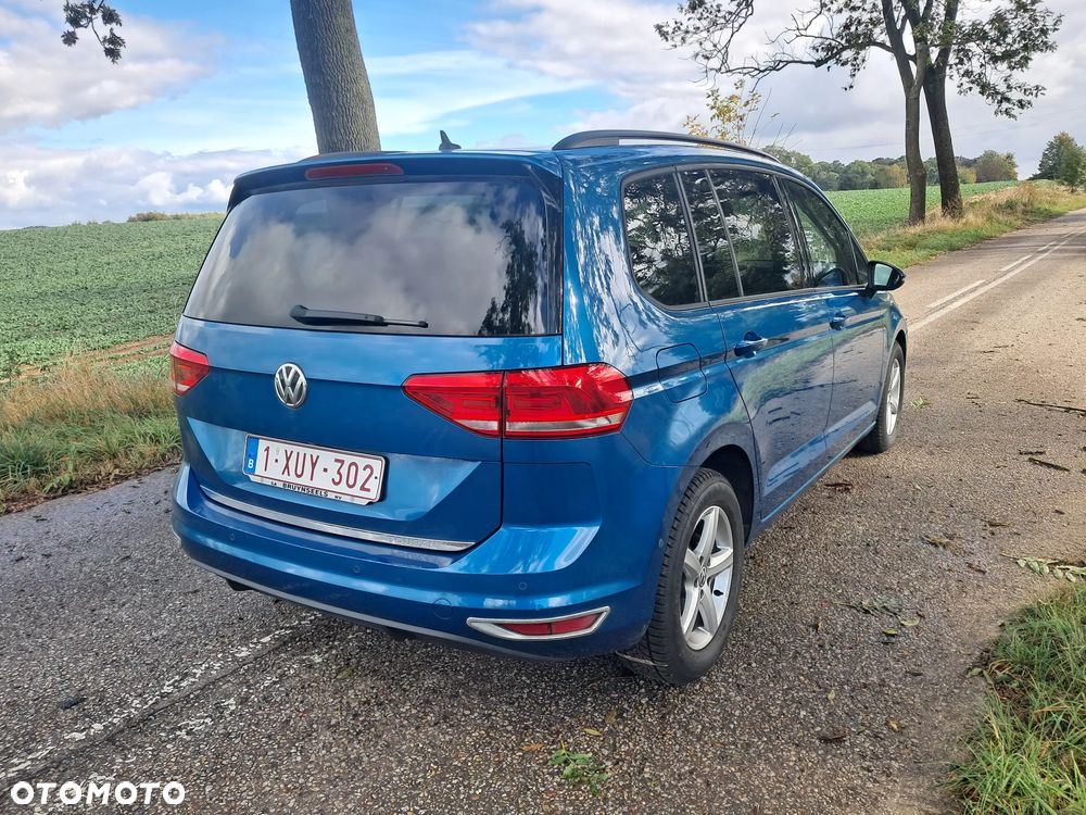 Volkswagen Touran 1.6 TDI SCR DSG IQ.DRIVE - 20
