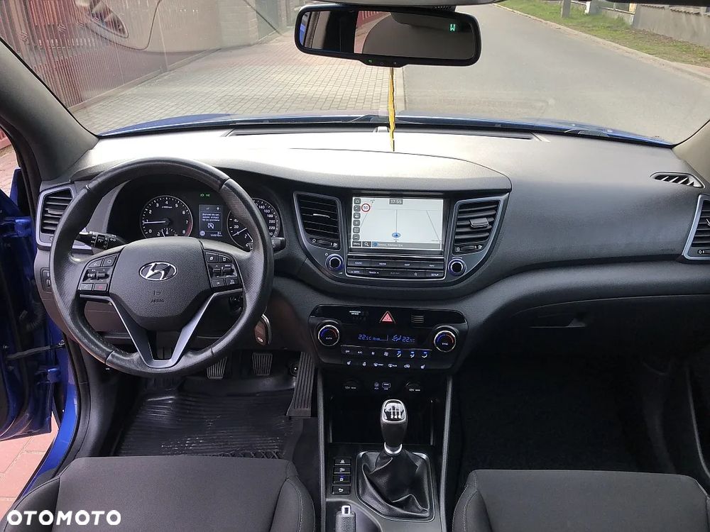 Hyundai Tucson 1.6 GDI BlueDrive GO 2WD - 12