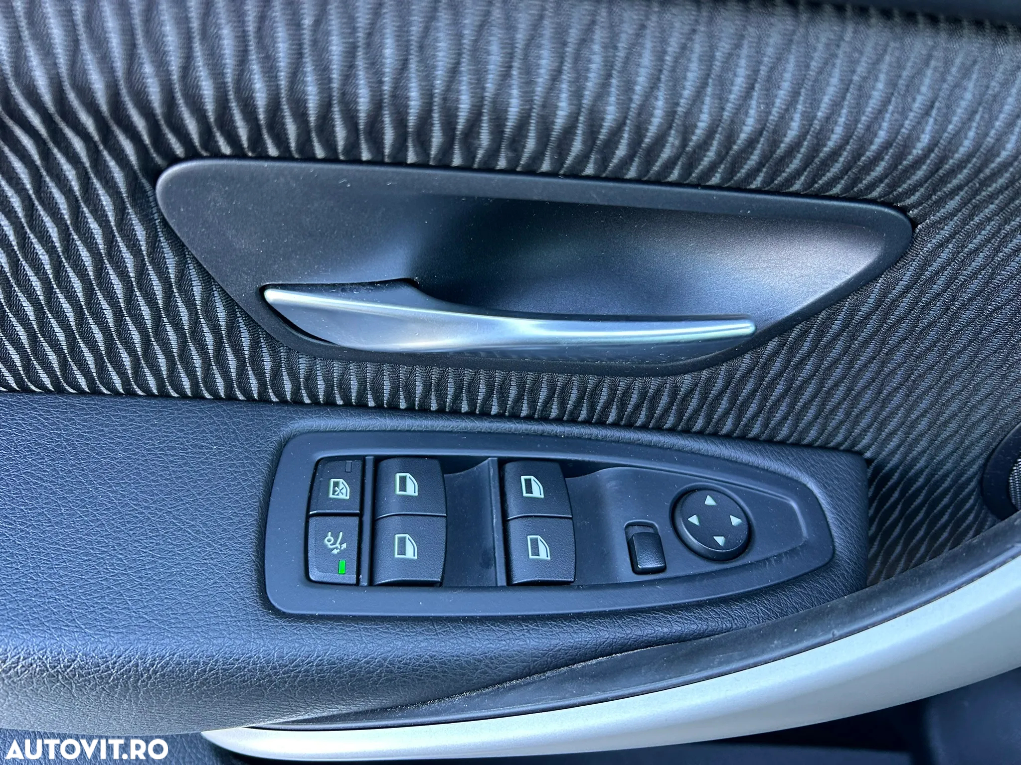 BMW Seria 3 320d GT - 21