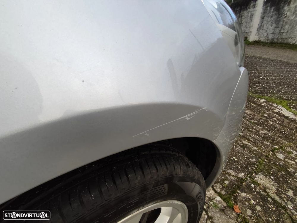 Renault Clio 1.2 Confort Authentique GPL - 4