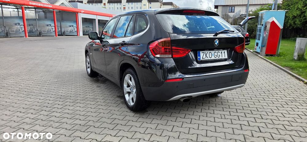BMW X1 sDrive18d - 4