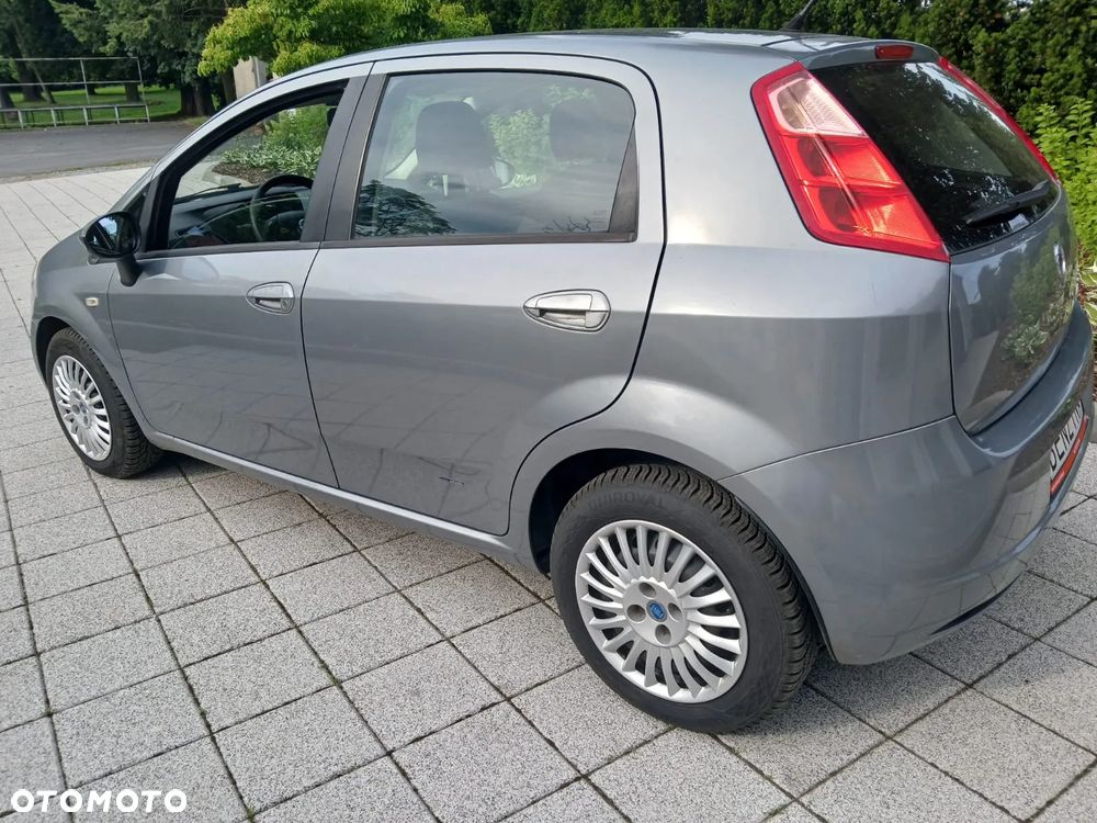 Fiat Grande Punto - 16