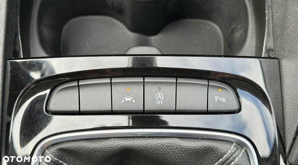 Opel Insignia 2.0 CDTI Innovation S&S - 27