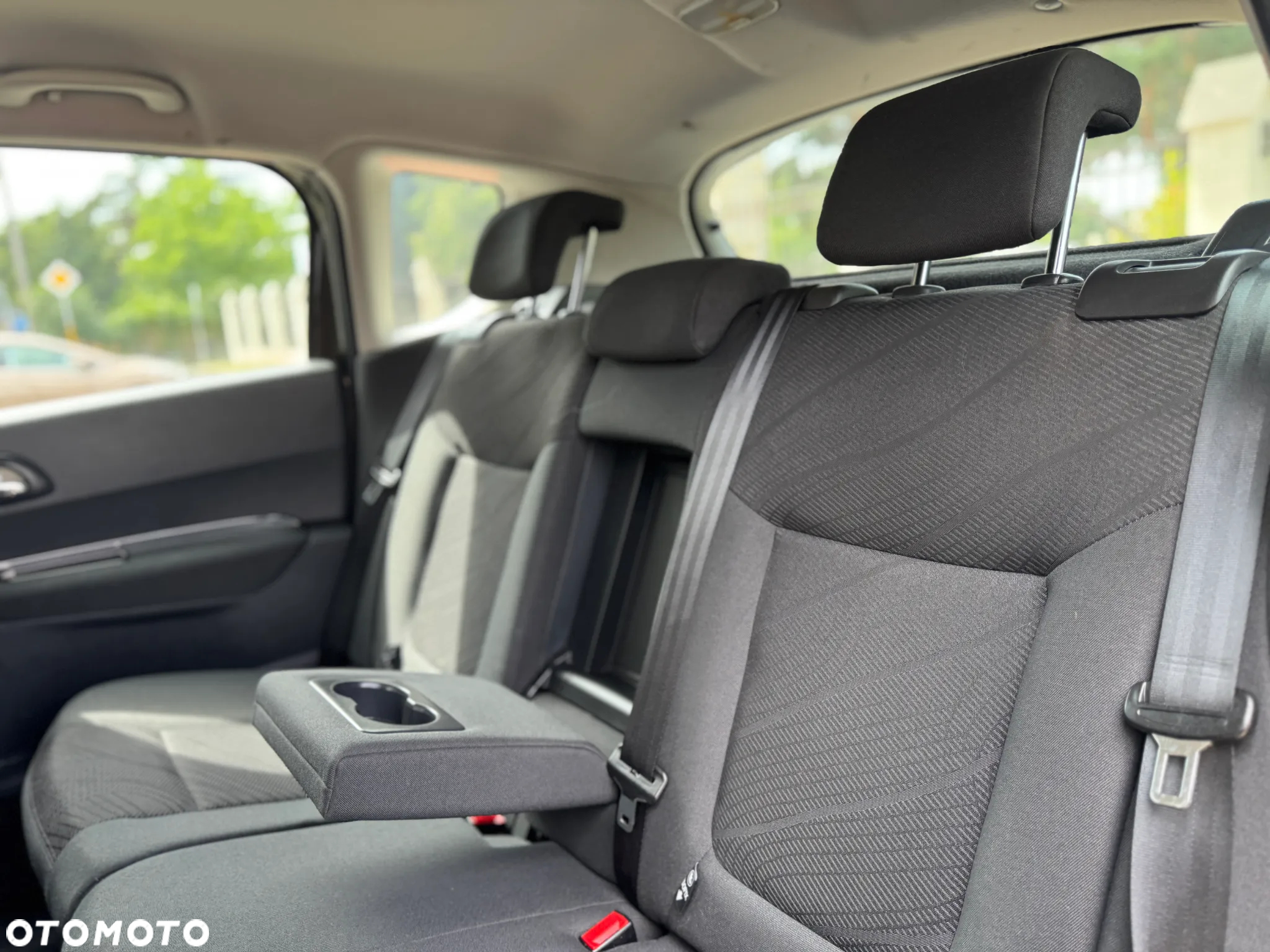 Peugeot 3008 1.6 HDi Active - 21