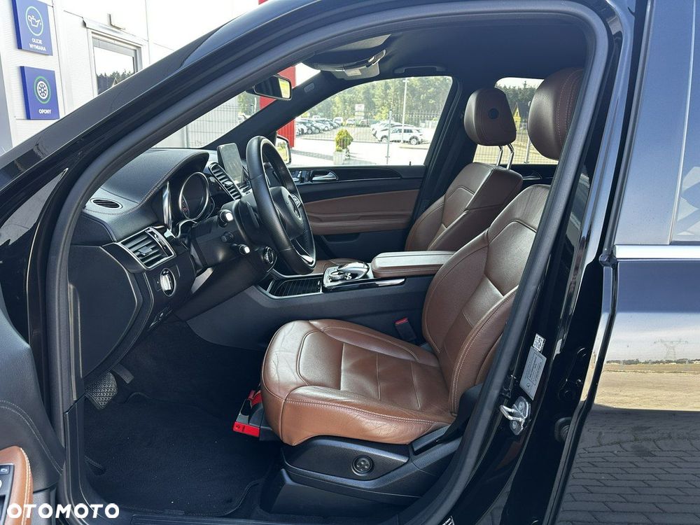 Mercedes-Benz GLE 350 d 4-Matic - 12
