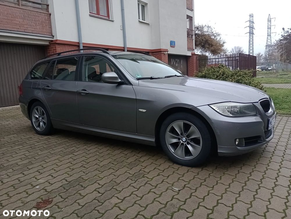 BMW Seria 3 318d DPF - 4