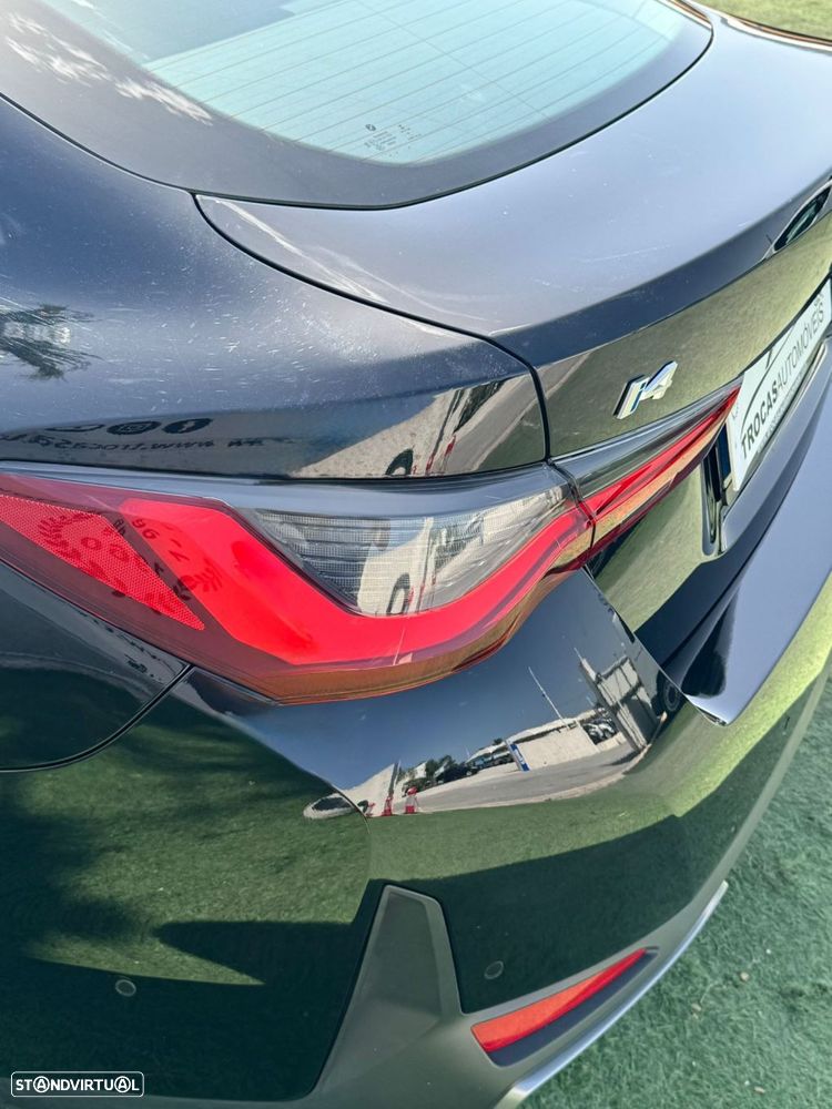 BMW i4 eDrive40 - 12