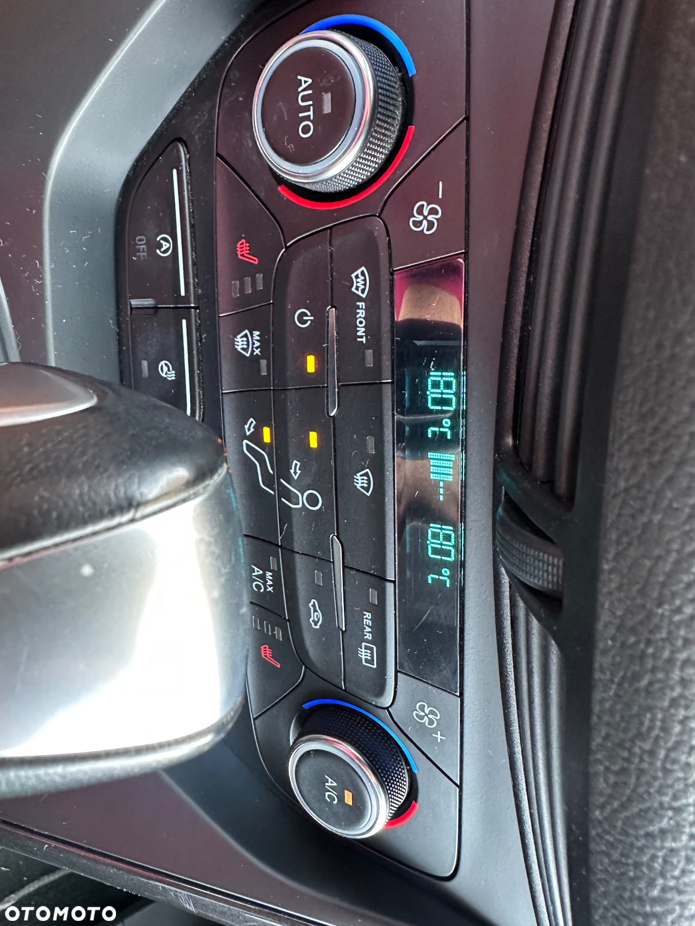 Ford Kuga 2.0 TDCi 4x4 ST-Line - 11