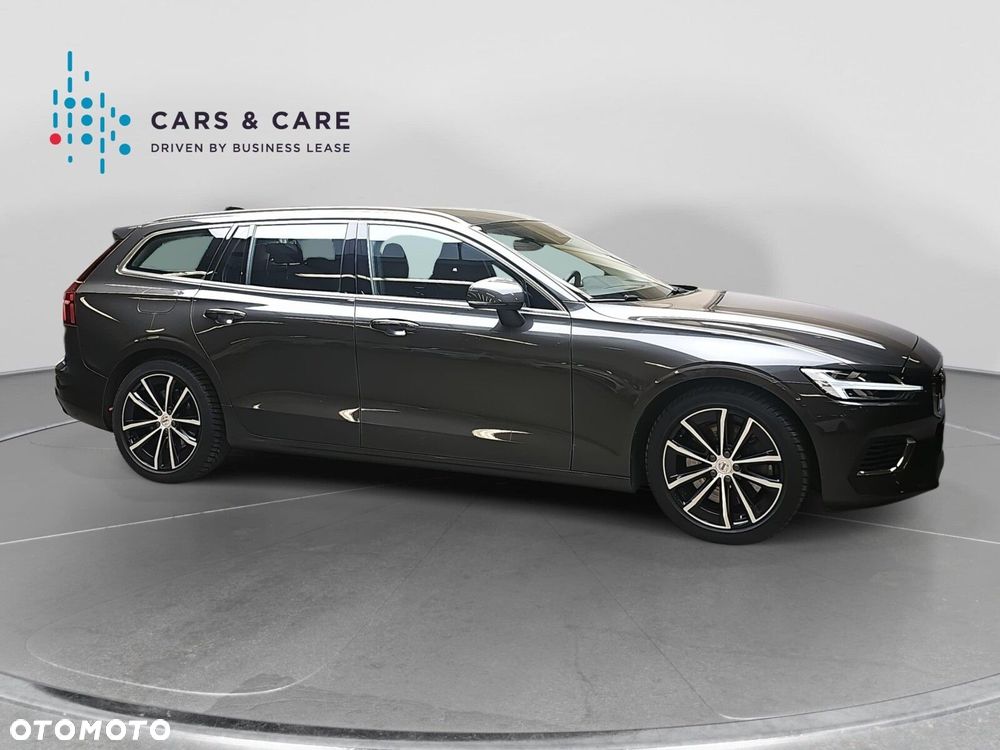 Volvo V60 T6 AWD Plug-In Hybrid Core - 18