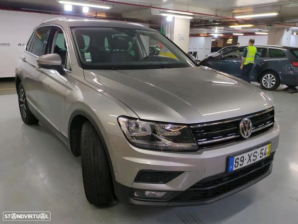 VW Tiguan 2.0 TDI Confortline DSG - 4
