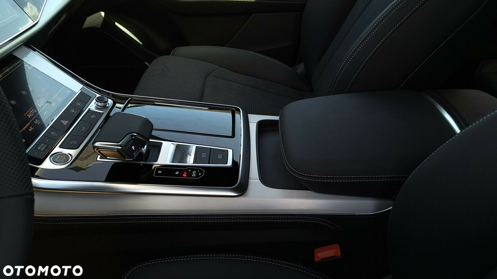 Audi Q8 - 30