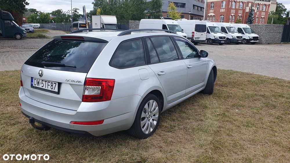 Skoda Octavia 1.6 TDI Ambition - 27