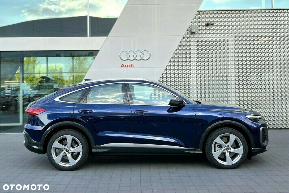 Audi Q5 Sportback - 33