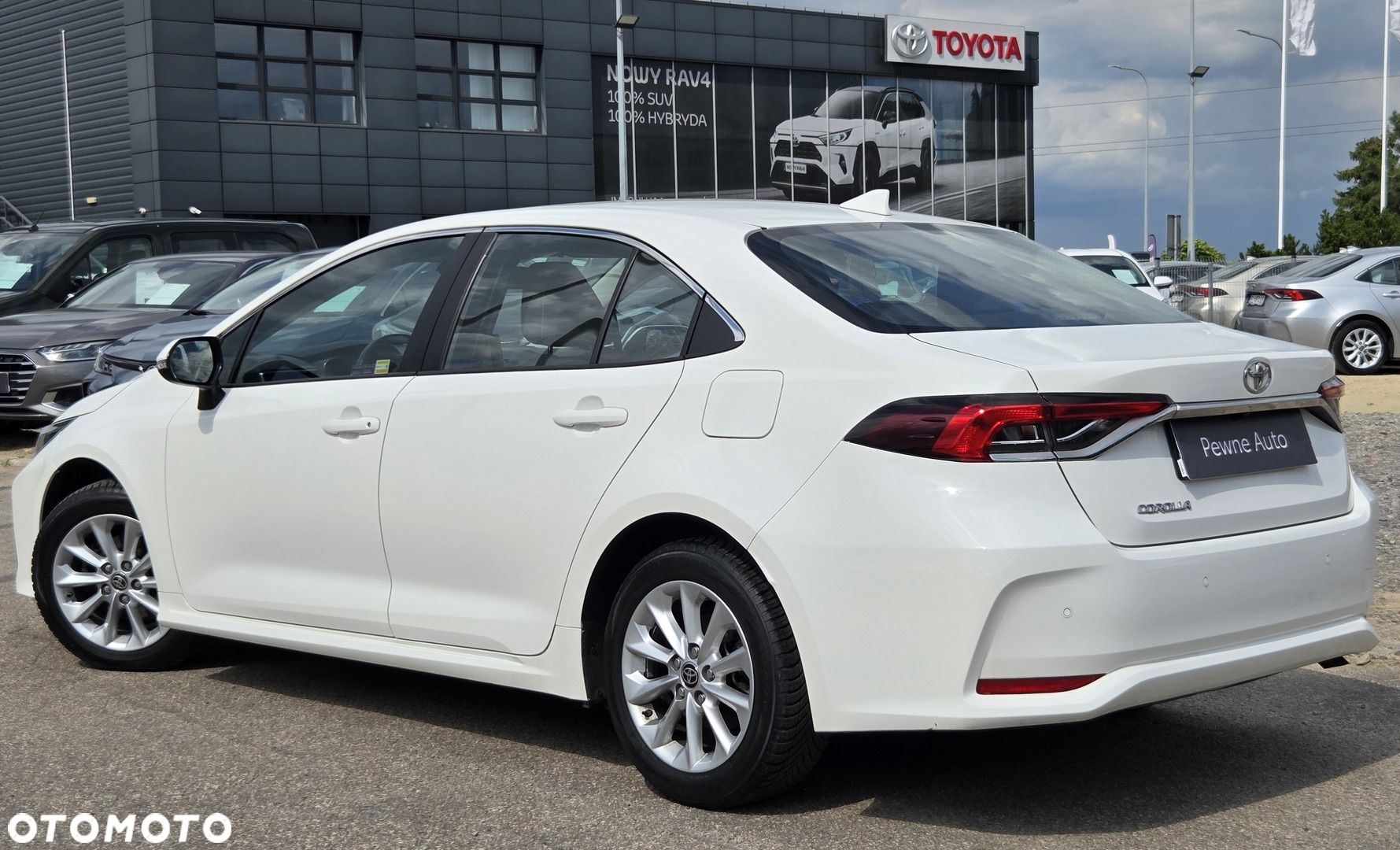 Toyota Corolla - 11