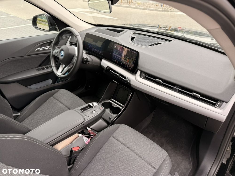 BMW iX1 eDrive20 xLine - 13