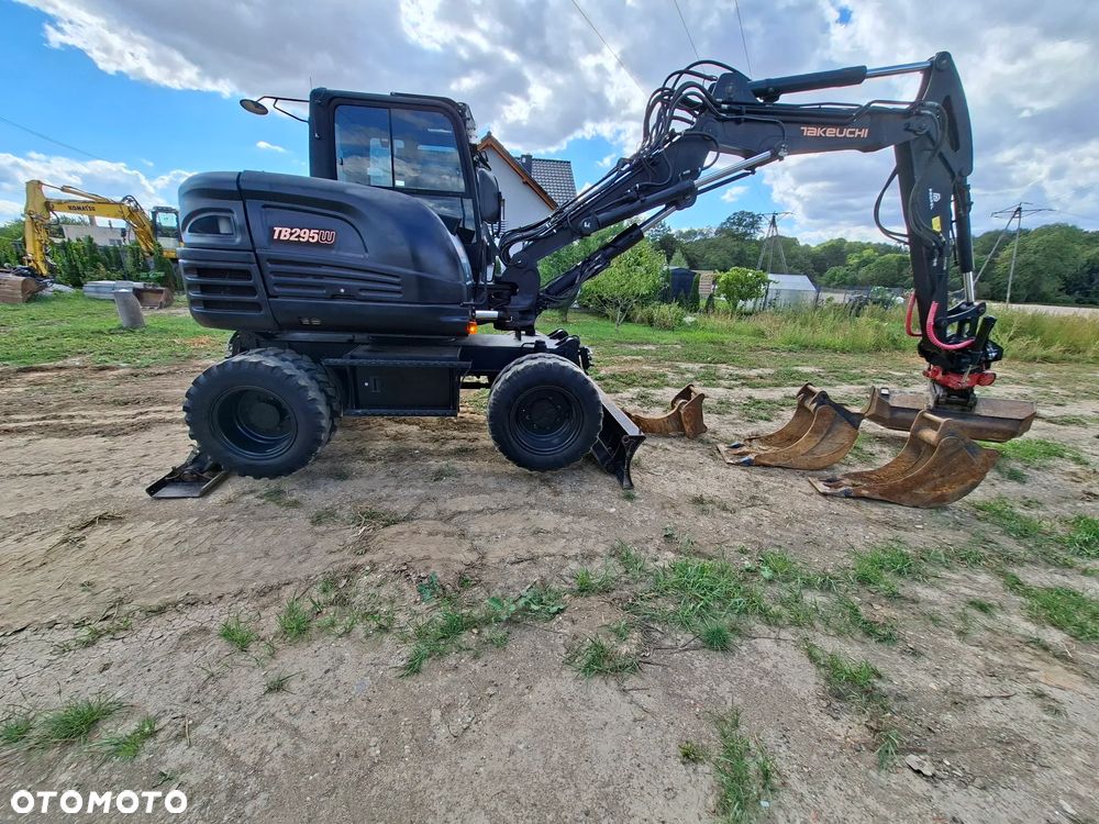 Takeuchi TB295W - 28