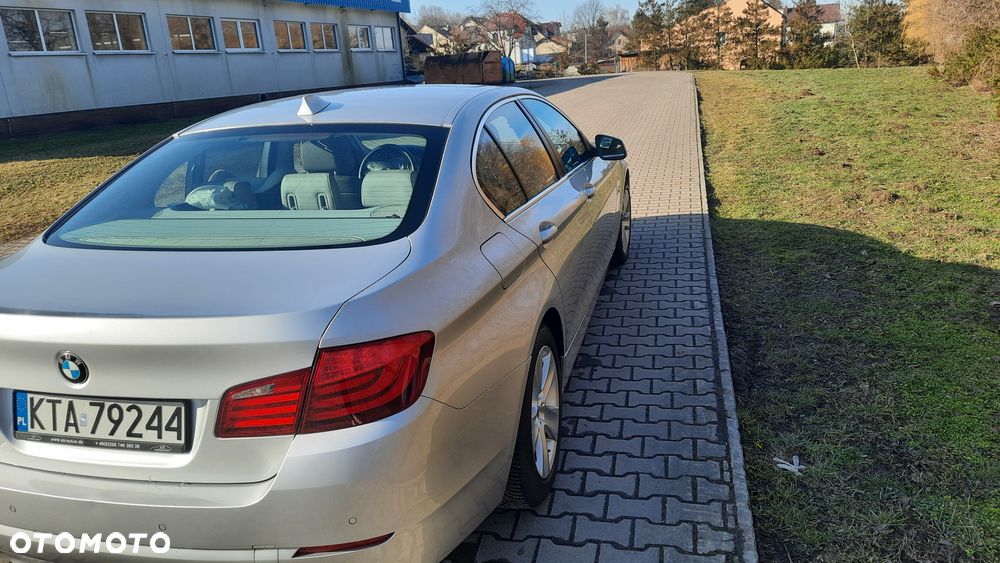 BMW Seria 5 535i - 14