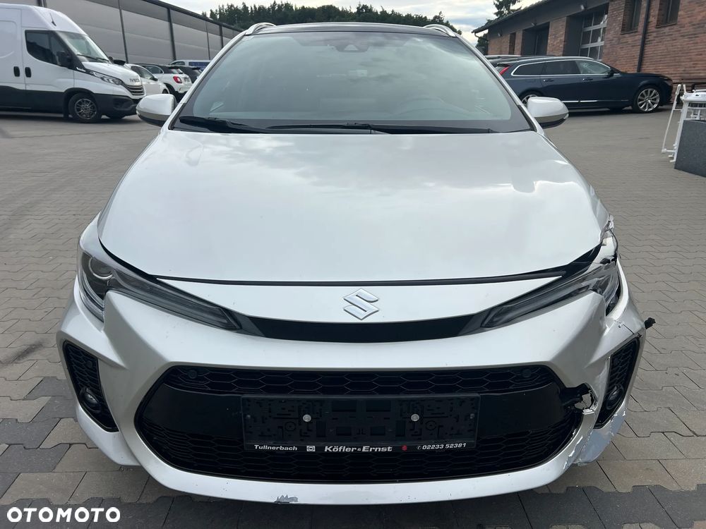 Suzuki Swace 1.8 Hybrid Premium Plus CVT - 8