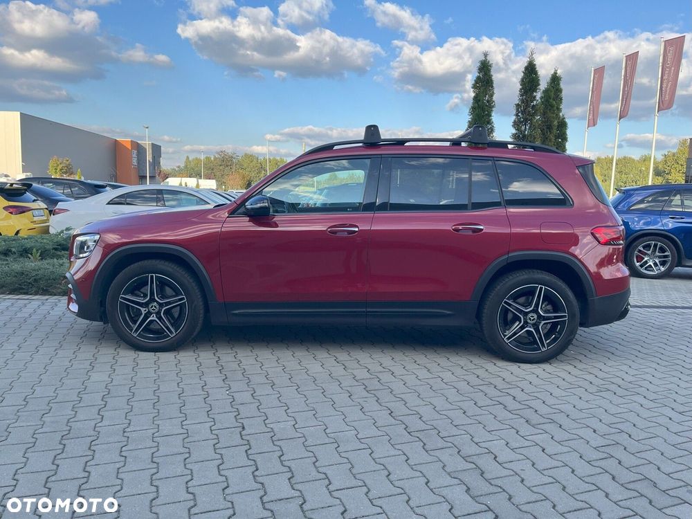 Mercedes-Benz GLB - 8