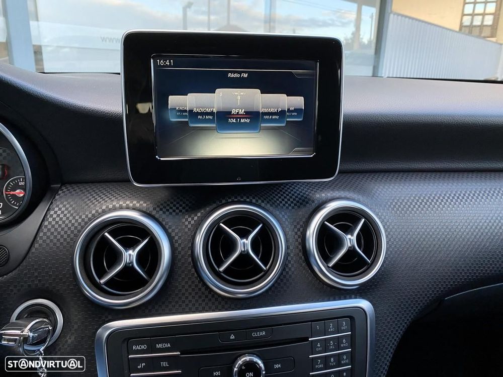 Mercedes-Benz A 180 d Urban - 19