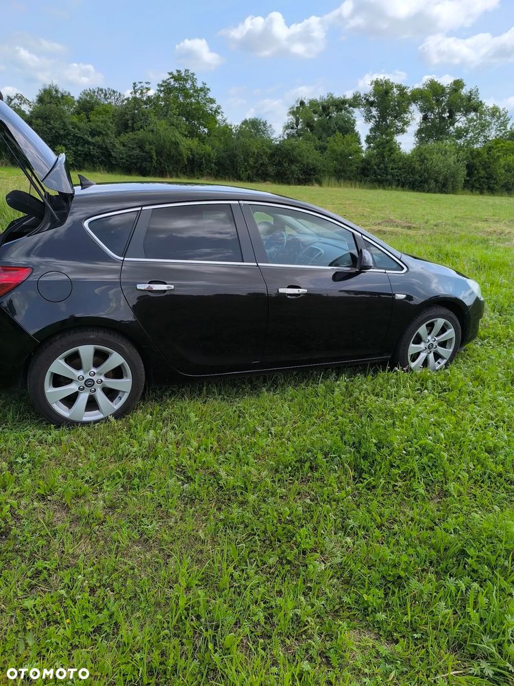 Opel Astra 2.0 CDTI Cosmo - 7