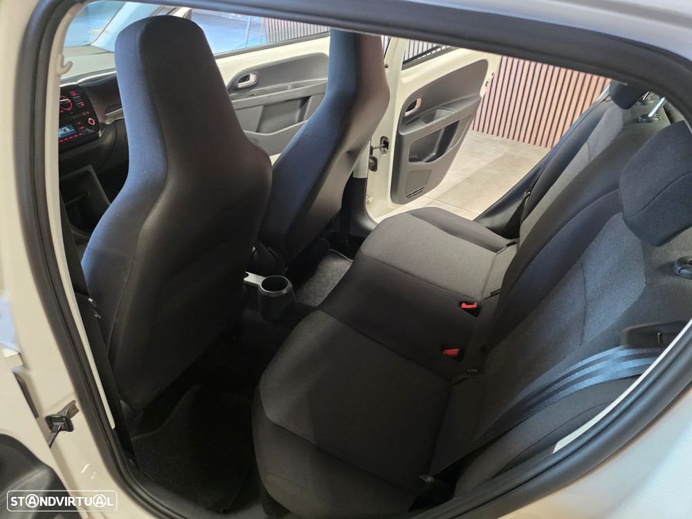 VW Up! 1.0 BlueMotion Move - 21