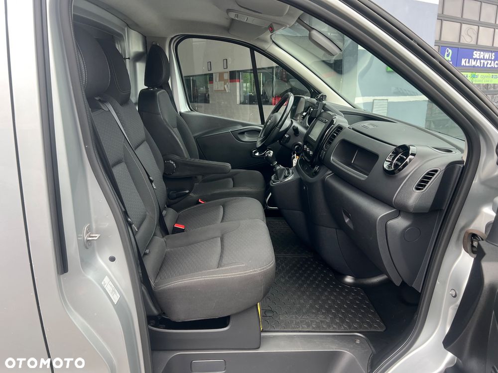 Opel Vivaro - 27