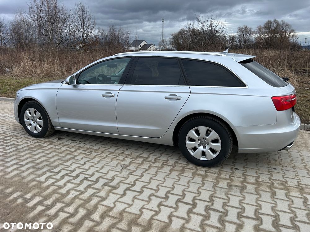 Audi A6 Avant 2.0 TDI Ultra DPF S tronic - 5