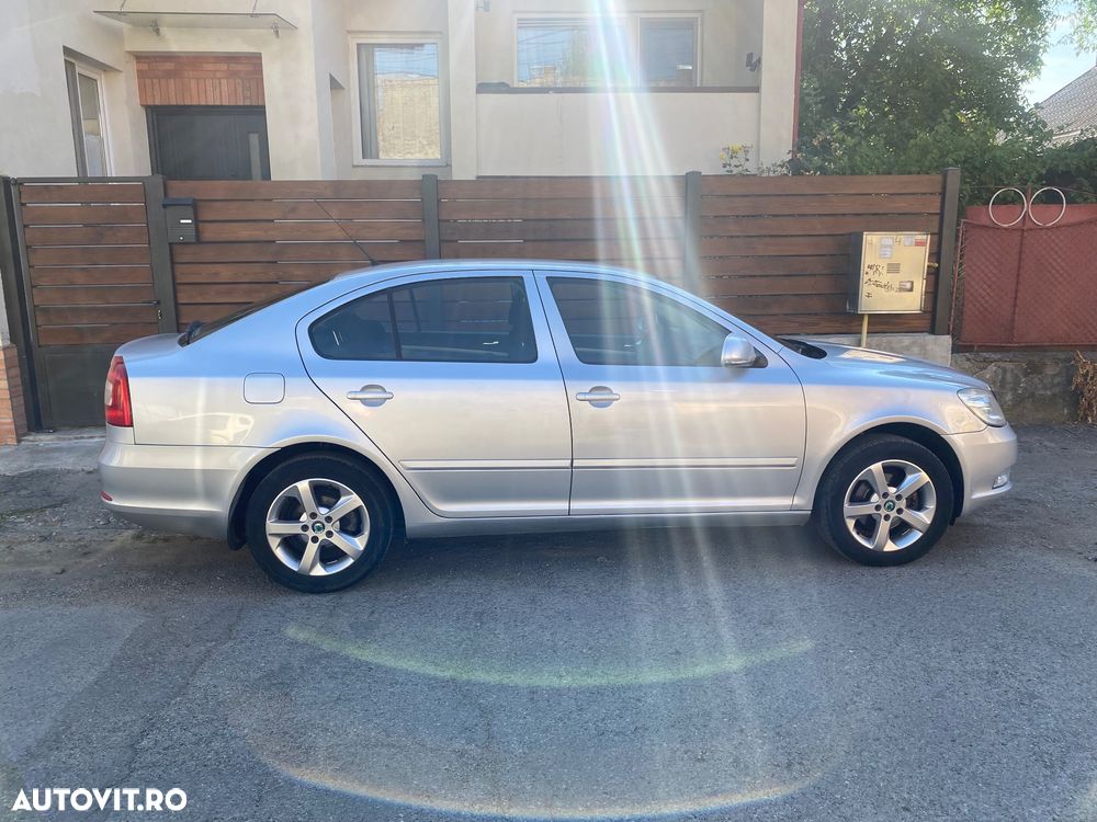 Skoda Octavia - 2