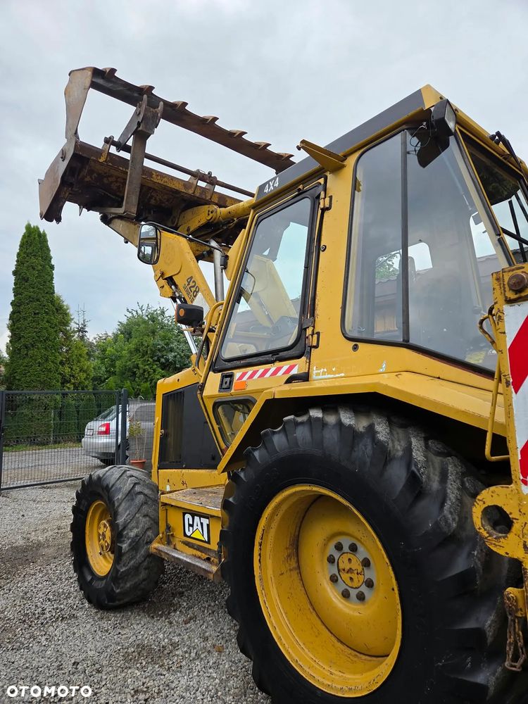 Caterpillar CAT 428B - 9