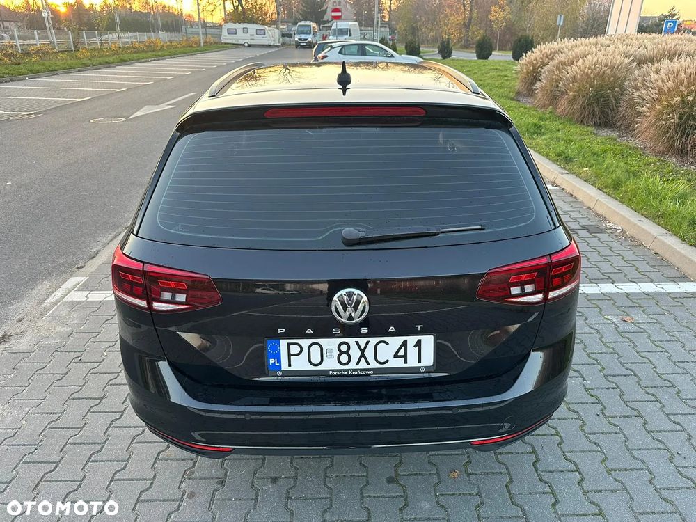 Volkswagen Passat 2.0 TDI EVO Business DSG - 9
