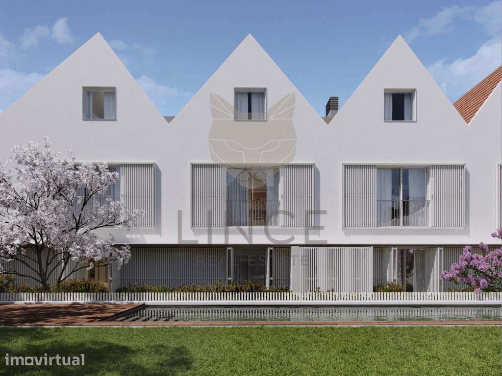 T4 Duplex no Condominio Privado Pateo da Cordoaria - Grande imagem: 4/17