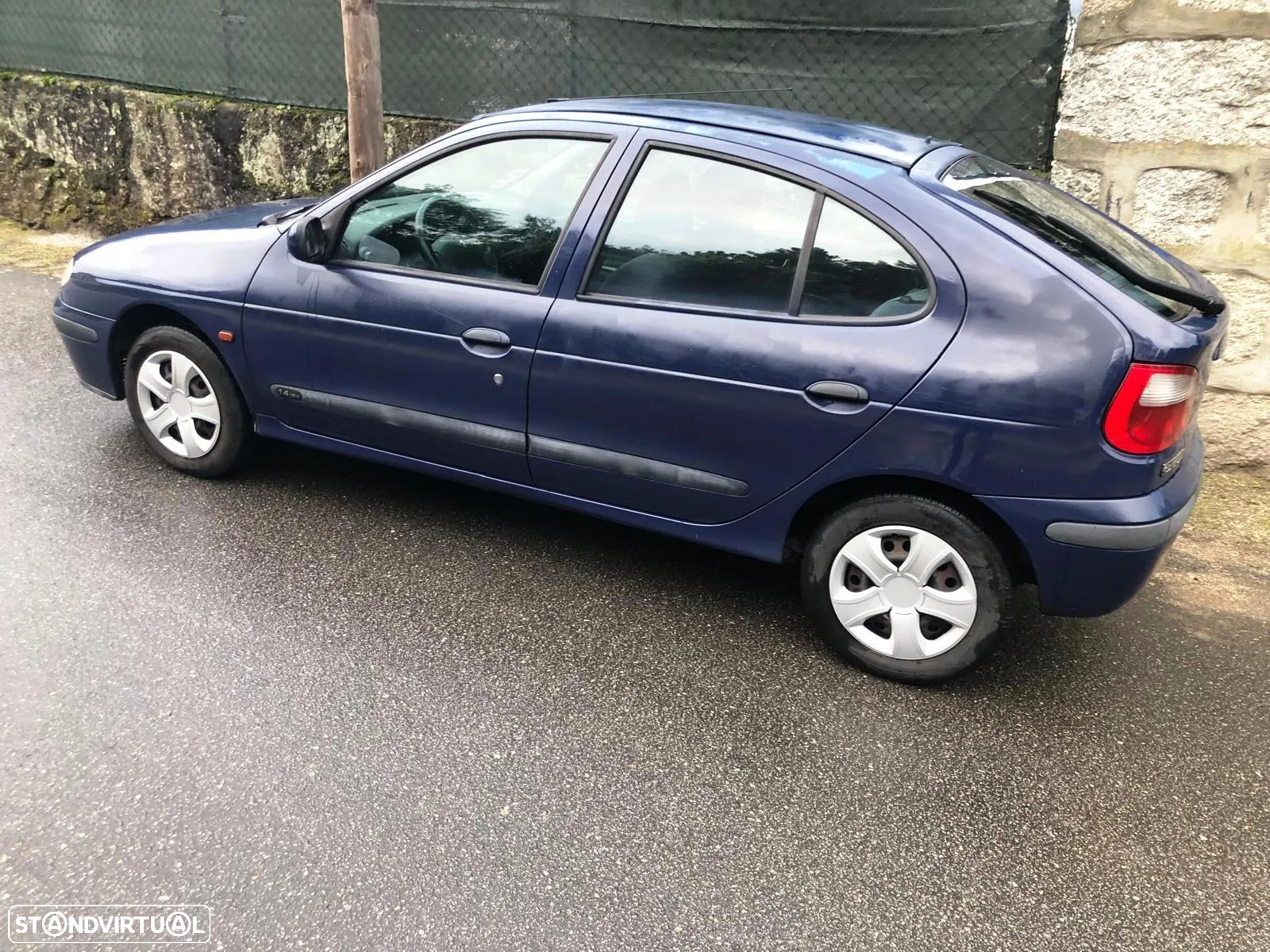Renault Mégane 1.4 16V Authentic - 10