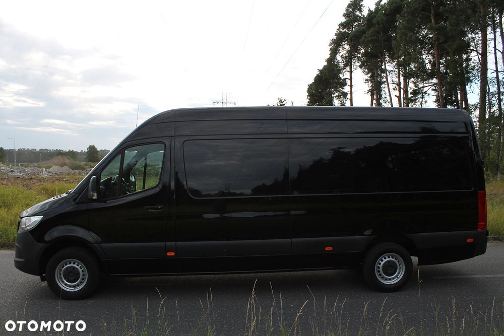 Mercedes-Benz Sprinter - 9
