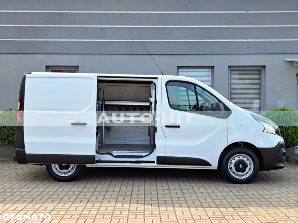 Renault Trafic - 12
